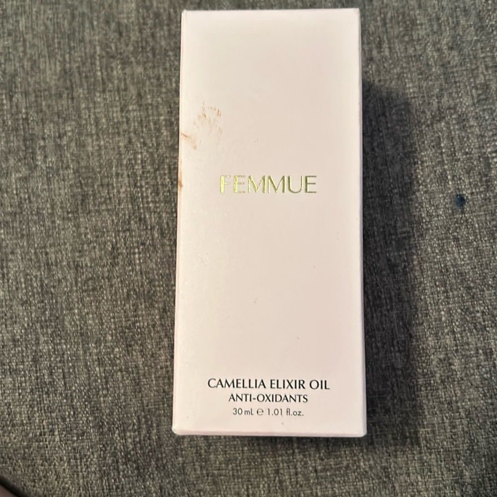 Femmue camellia oil anti oxidants